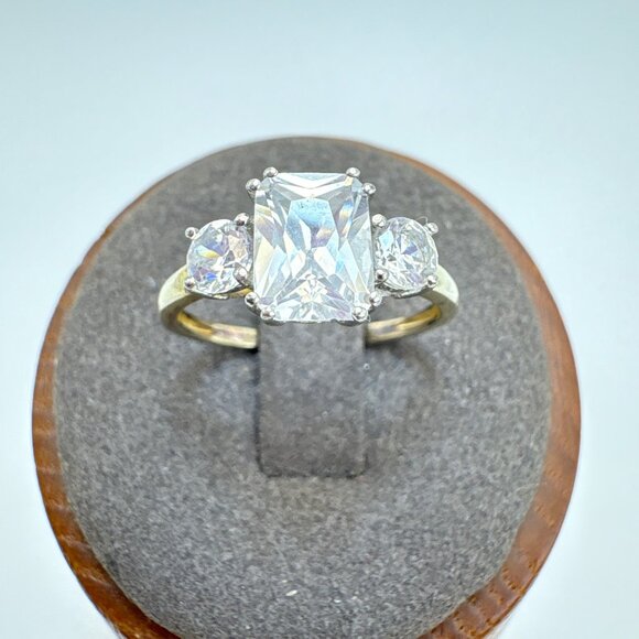 Sterling Silver 925 Cubic Zirconia Three Stone Prong Set Statement Ring Size 7 - Picture 2 of 15